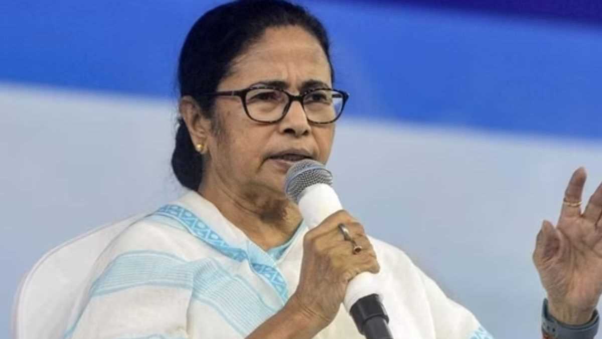 बांग्लादेश सीमा के लोग बीएसएफ से आईडी कार्ड न लें : ममता बनर्जी